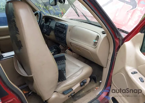 2000 Mercury Mountaineer z USA, uszkodzony, nr VIN 4M2ZU86P3YUJ36720